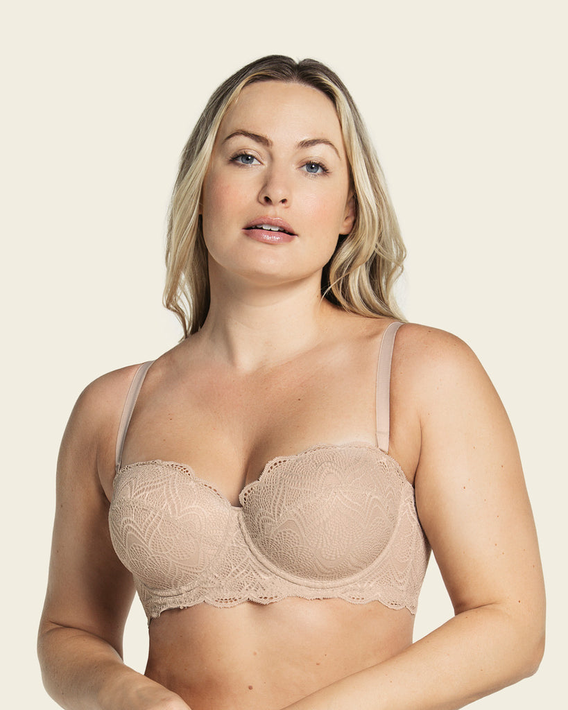 Average Size Figure Types in 32D Bra Size D Cup Sizes Black Halter, Lace Cup  and Moulded Bras